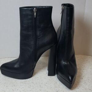Steve Madden Dalina Sleek Black Heeled Boots